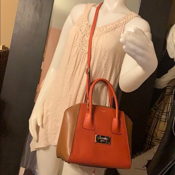 Auth Mario Valentino saffiano satchel bag like new - Picture 8 of 8